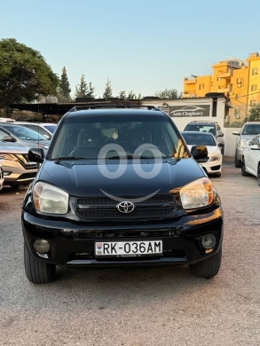 Toyota dans Zgharta - Toyota Rav4 mod 2005