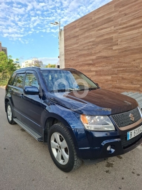 Suzuki in Jdaide - سوزوكي جراند فيتارا 2010 دفع رباعي 4 سلندر بحالة ممتازة | Suzuki Grand Vitara 2010 4WD V4