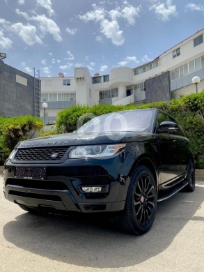 Land Rover dans Tripoli - Range rover 2016