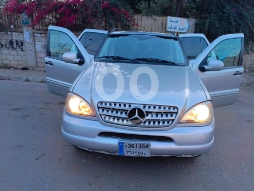 Mercedes-Benz in Tripoli - Mercedes ML 320 موديل2001