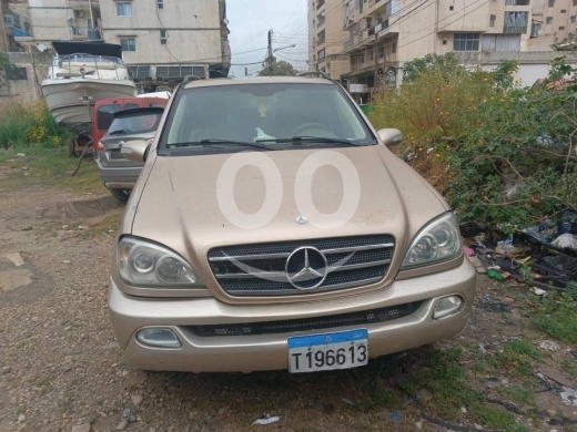 Mercedes-Benz in Tripoli - Mercedes ML 320 موديل2002