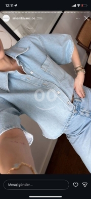 Vêtements, chaussures et accessoires dans Dahr el-Ain - قميص جينز صيفي ناعم بأكمام قصيرة مقاس موحد | Chic Light Blue Denim Short-Sleeve Shirt
