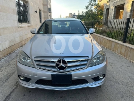 Mercedes-Benz in Bechmizzine - Mercedes-Benz c-class 2009