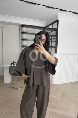 Vêtements, chaussures et accessoires dans Dahr el-Ain - طقم كيمونو بني قطعتين مريح وعصري مقاس S-M | Elegant Brown 2-Piece Kimono Lounge Set