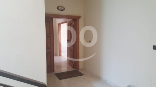 Apartments for sale in Aramoun - شقة للبيع في دوحة عرمون شارع هادئ مساحة 150م | 150 sqm Apartment for Sale in Doha Aramoun