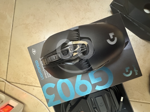 Gaming Console & Accessories dans Deddeh - ماوس قيمنق لوجيتك G903 لايت سبيد مستعملة ٥ مرات | Logitech G903 Lightspeed Wireless Mouse