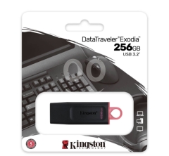 فلاشات وميموري كارد كينغستون سعات متنوعة جملة ومفرق | Kingston USBs & SD Cards Collection