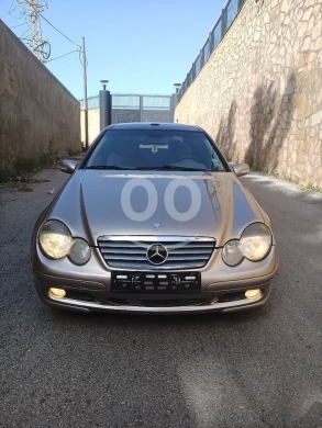 Mercedes-Benz in Bakhoun - C 320 Model 2003