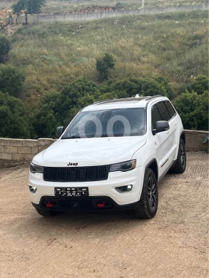 Jeep in Tripoli - Grand Cherokee 2017