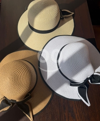 Clothes, Footwear & Accessories in Baabda - طقم قبعة صيفية أنيقة وحقيبة قش | Elegant Summer Hat & Straw Bag Set starting from 10$