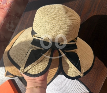Clothes, Footwear & Accessories in Baabda - قبعة بحر صيفية أنيقة مع عقدة خلفية | Elegant Summer Beach Sun Hat starting from 10$