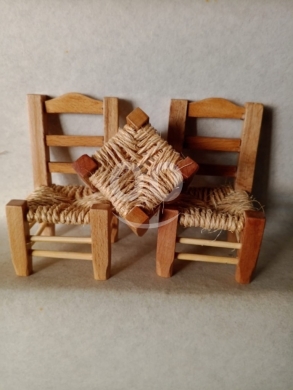 Autres biens dans Saïda - طقم كراسي وطاولة خشب خيزران مصغر تراثي شغل يدوي | Mini Handmade Traditional Wooden Chairs Set
