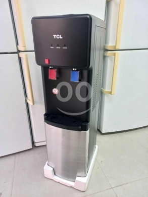 Other home appliances in Saida - مبرد مياه تي سي إل (TCL) قائم | TCL Water Dispenser Standing