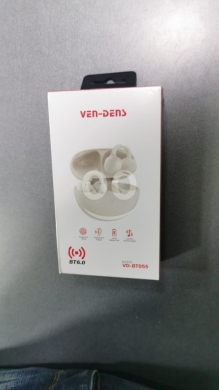 اكسسوارات الهاتف المحمول في مدينة بيروت - سماعات أذن Ven Dens بجودة عالية ونقية | High Quality Ven Dens Earphones