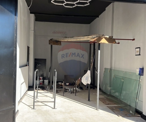 Commercials for rent in Miten - R9-3483 Shop for Rent in Miten Street Tripoli - 45 m²محل للإيجار في شارع ميتين طرابلس - 45 م²