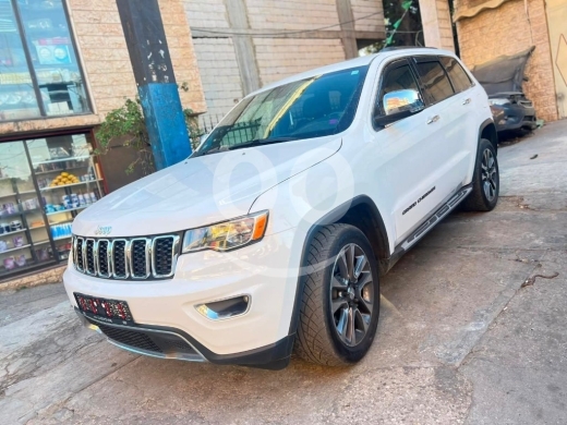 Jeep in Tripoli - جيب غراند شيروكي ليميتد 2018 فول أوبشن بحالة ممتازة | 2018 Jeep Grand Cherokee Limited