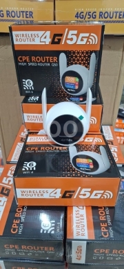 Computers Parts & Software Accessories in Beirut City - راوتر منزلي لاسلكي فائق السرعة | High Speed 4G/5G CPE Router Q50