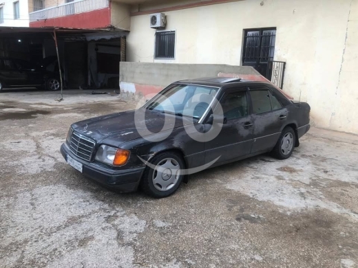 Mercedes-Benz in Tripoli - 300 موديل91