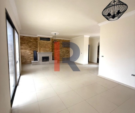 R9-3491 Villa for Sale in Jbeil – 410 m² — 2