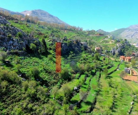 R9-3493 Land for Sale in Laqlouq, Byblos District – 2571 m²