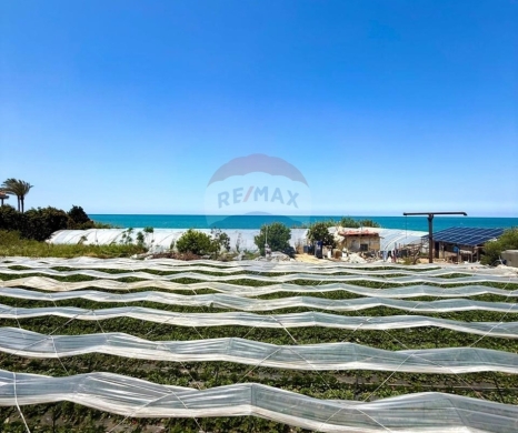 Lands for sale in Nahr Ibrahim - R9-3494 Land for Sale in Nahr Ibrahim &ndash; 2000 m&sup2;, Waterfrontأرض للبيع في نهر إبراهيم &ndash; 2000 م&sup2;، واجهة بحرية