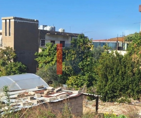 R9-3497 Land for Sale in Halat, Jbeil District – 1000 m², Highway — 2