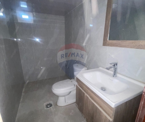 Apartments for rent in Azmi - R9-3501 Apartment for Rent in Azmi, Tripoli &ndash; 160 m&sup2;, 7th Floor, Renovatedشقة للإيجار في عزمي طرابلس &ndash; 160 م&sup2;، الطابق السابع، مجددة