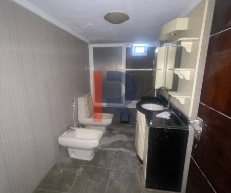 R9-3501 Apartment for Rent in Azmi, Tripoli – 160 m², 7th Floor, Renovated — 7
