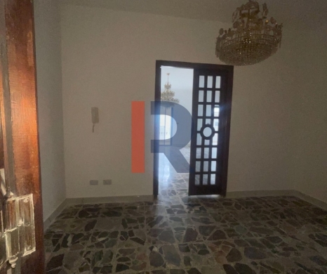 R9-3501 Apartment for Rent in Azmi, Tripoli – 160 m², 7th Floor, Renovated — 10