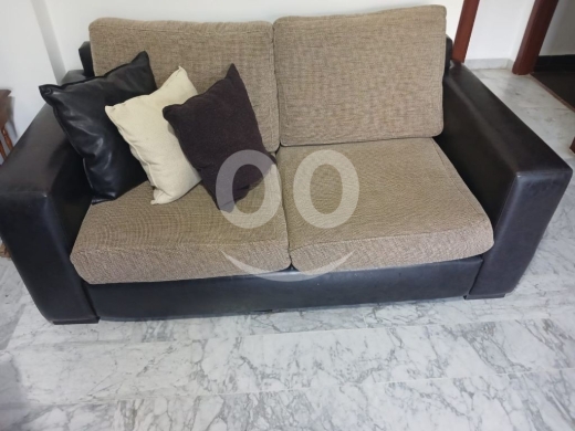 Dining room in Dekouaneh - SALON USED LIKE SUPER CLEAN FOR MORE INFO WHATSAPP 71287706