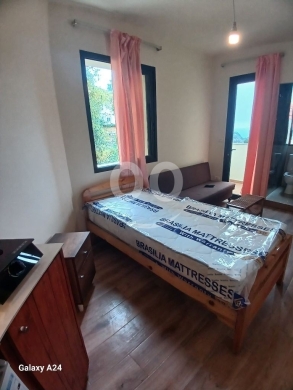 ستوديو مفروش للإيجار في جعيتا مع شرفة وتراس | Furnished Studio for Rent in Jeita — 2