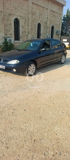 Renault Megane model 2001