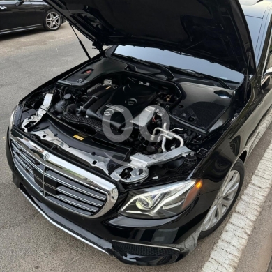 Mercedes-Benz E 300 2017 - Full Option | مرسيدس E 300 موديل ٢٠١٧ - كاملة المواصفات