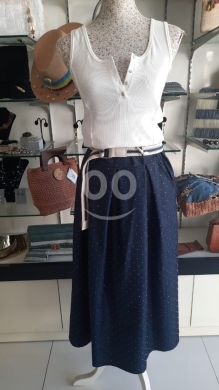 Clothes, Footwear & Accessories in Zouk Mikaël - طقم نسائي كاجوال أنيق (توب أبيض وتنورة جينز منقطة) | Elegant Casual Women&#039;s Outfit