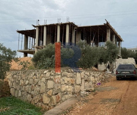 R9-3526 Land for Sale in Kfar Habou – Danniyeh, 1200 m², Zoning 40% — 3