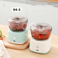 فرمامة ومفرمة ثوم وبصل كهربائية لاسلكية قابلة للشحن مع أداة تقشير | Wireless Mini Chopper