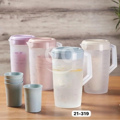 Kitchen in Adonis - طقم إبريق ماء وعصير بلاستيكي مع 4 كبايات ملونة | 5pc Plastic Water Pitcher and Juice Jug Set