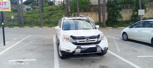 Honda in Beirut City - هوندا CR-V موديل 2011 فئة EX-L دفع رباعي | 2011 Honda CR-V EX-L 4WD