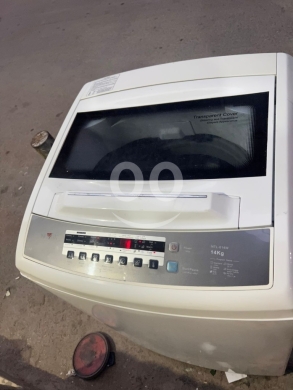 Other home appliances in Bourj el Barajneh - غسالة أوتوماتيك 14 كيلو بحالة ممتازة | 14kg Automatic Washing Machine in Excellent Condition