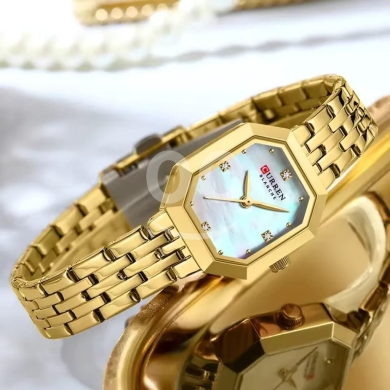 Clothes, Footwear & Accessories in Beirut City - ساعة كورين بلانش نسائية ثمانية الأضلاع ذهبي كامل | Elegant Curren Blanche Women Octagonal Gold Watch