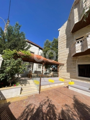Villas for sale dans Sofar - فيلا فخمة مع مسبح للبيع في صوفر - طريق شارون | Luxury Villa with Pool for Sale in Sofar - Sharon Roa