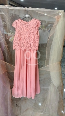Clothes, Footwear & Accessories in Marj - فستان زهري أنيق بتفاصيل الدانتيل والكسرات | Elegant Pink Lace Pliss&eacute; Dress