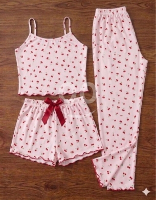 Vêtements, chaussures et accessoires dans Loussiya - بيجامة نسائية قطن ريب 3 قطع مقاسات متنوعة | Women&#039;s 3-Piece Ribbed Cotton Pajama Set