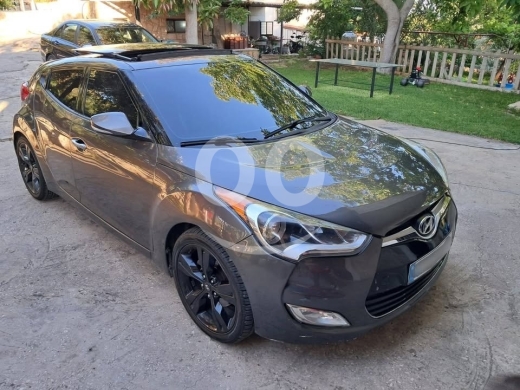 Hyundai dans Béchmizzine - Hyundai Veloster 2013
