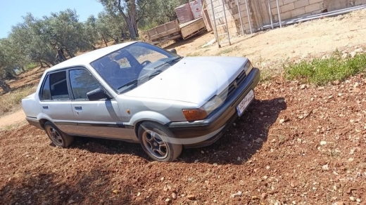 Nissan dans Tripoli - Nissan Sunny model 1988