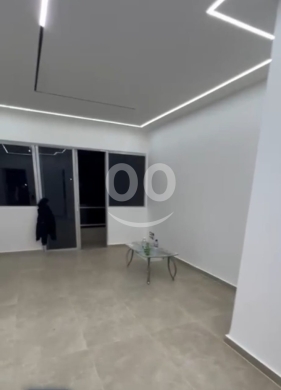 Apartments for sale dans Hamra - شقة مميزة للبيع أو الإيجار في الحمرا منفوضة جديد | 115 SQM Renovated Apartment for Sale/Rent