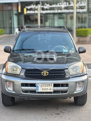 Toyota in Tripoli - Rav 4 2003