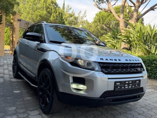 Land Rover in Tripoli - Range Rover Evoque 2013