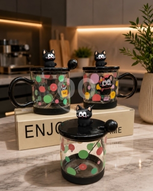 Kitchen in Adonis - ماغ زجاجي شفاف فاخر مع غطاء وملعقة متناسقة | Premium Clear Glass Mug Set