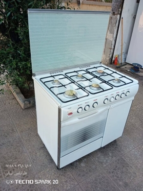 Kitchen appliances in Tripoli - فرن ٦ عيون روص نحاس